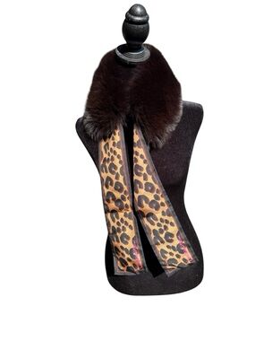Pristine  Louis Vuitton Fox Fur Stephen Sprouse Leopard Silk Bandeau in LV Bag